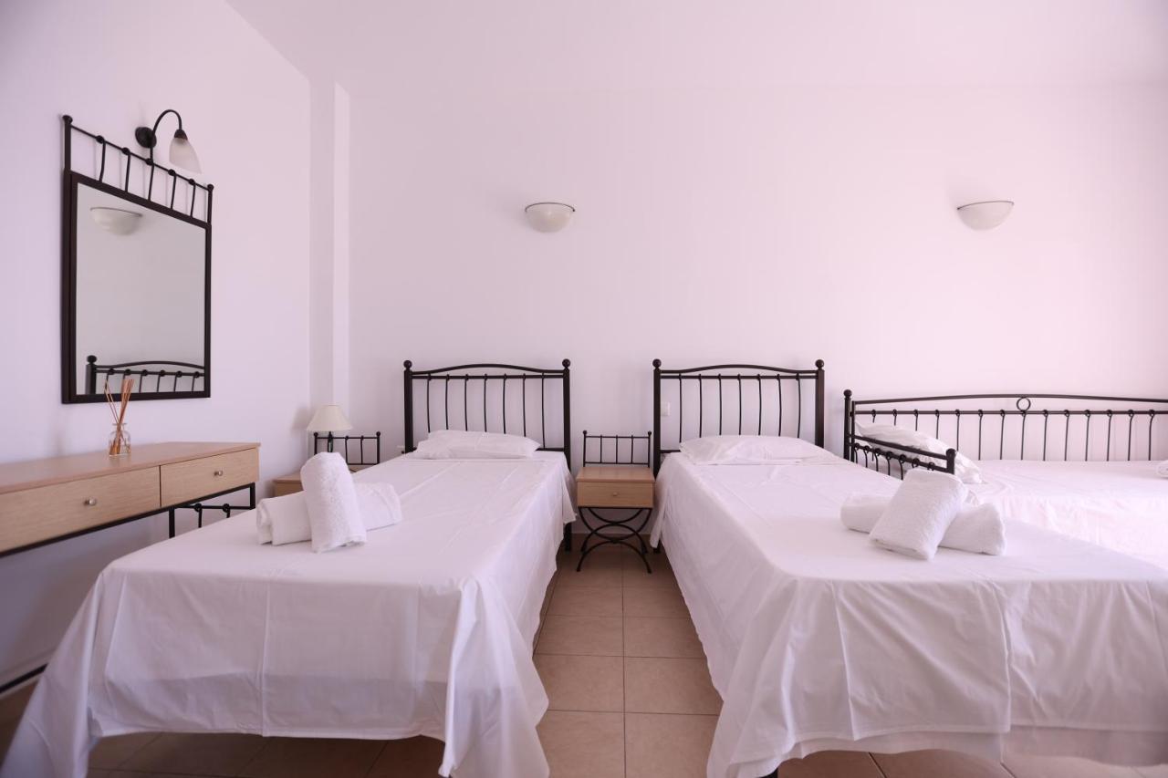 Seaside Gialova Apartment Pylos Exterior photo