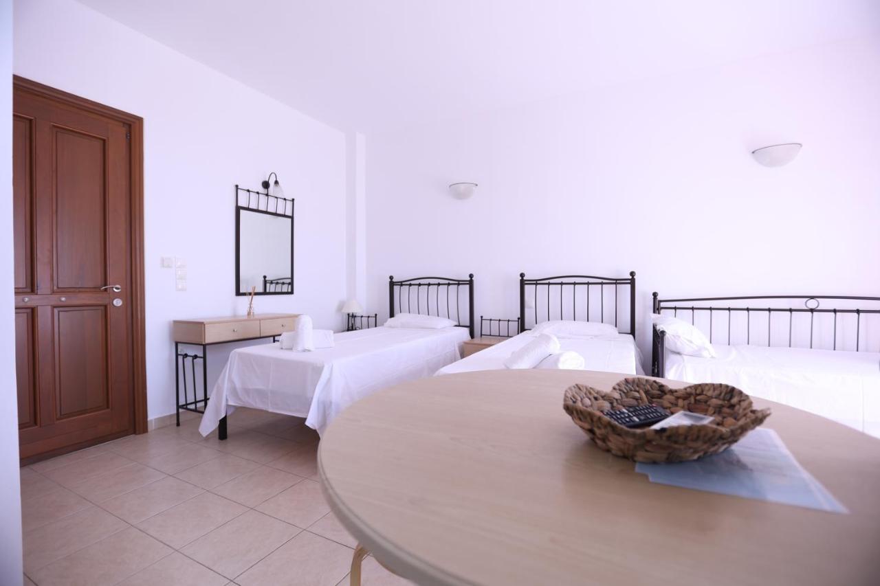 Seaside Gialova Apartment Pylos Exterior photo