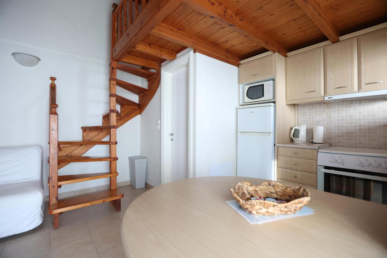 Seaside Gialova Apartment Pylos Exterior photo